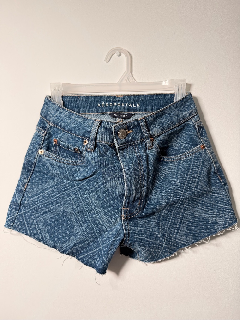🧡| Aeropostale Blue Bandana-Pattern Denim Cutoff Shorts